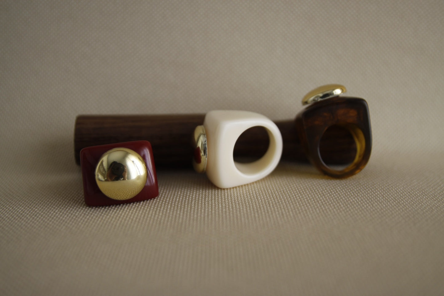 Anello grosso quadrato