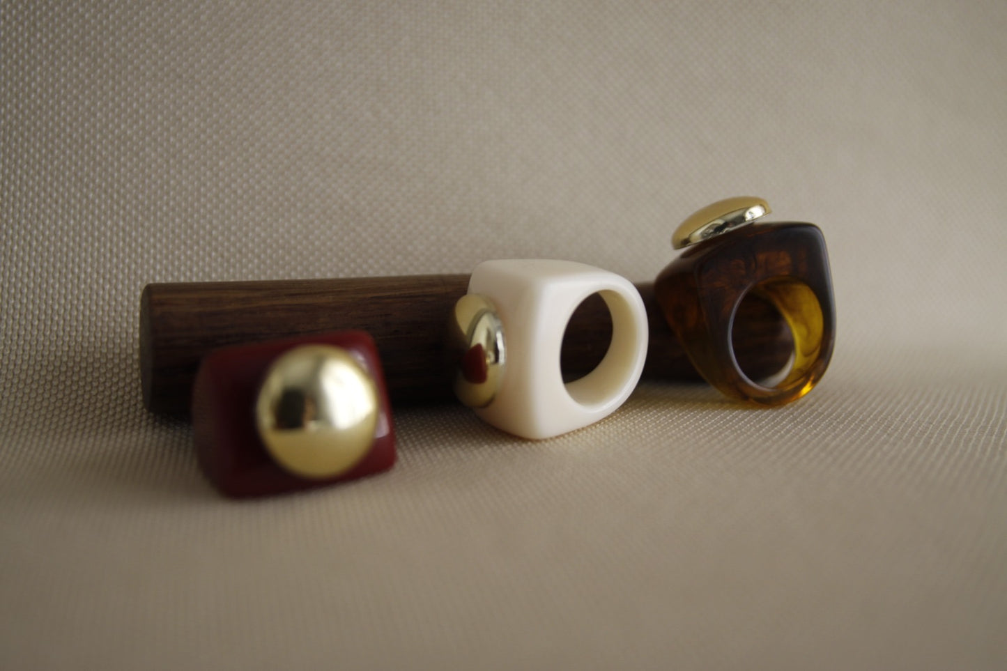 Anello grosso quadrato