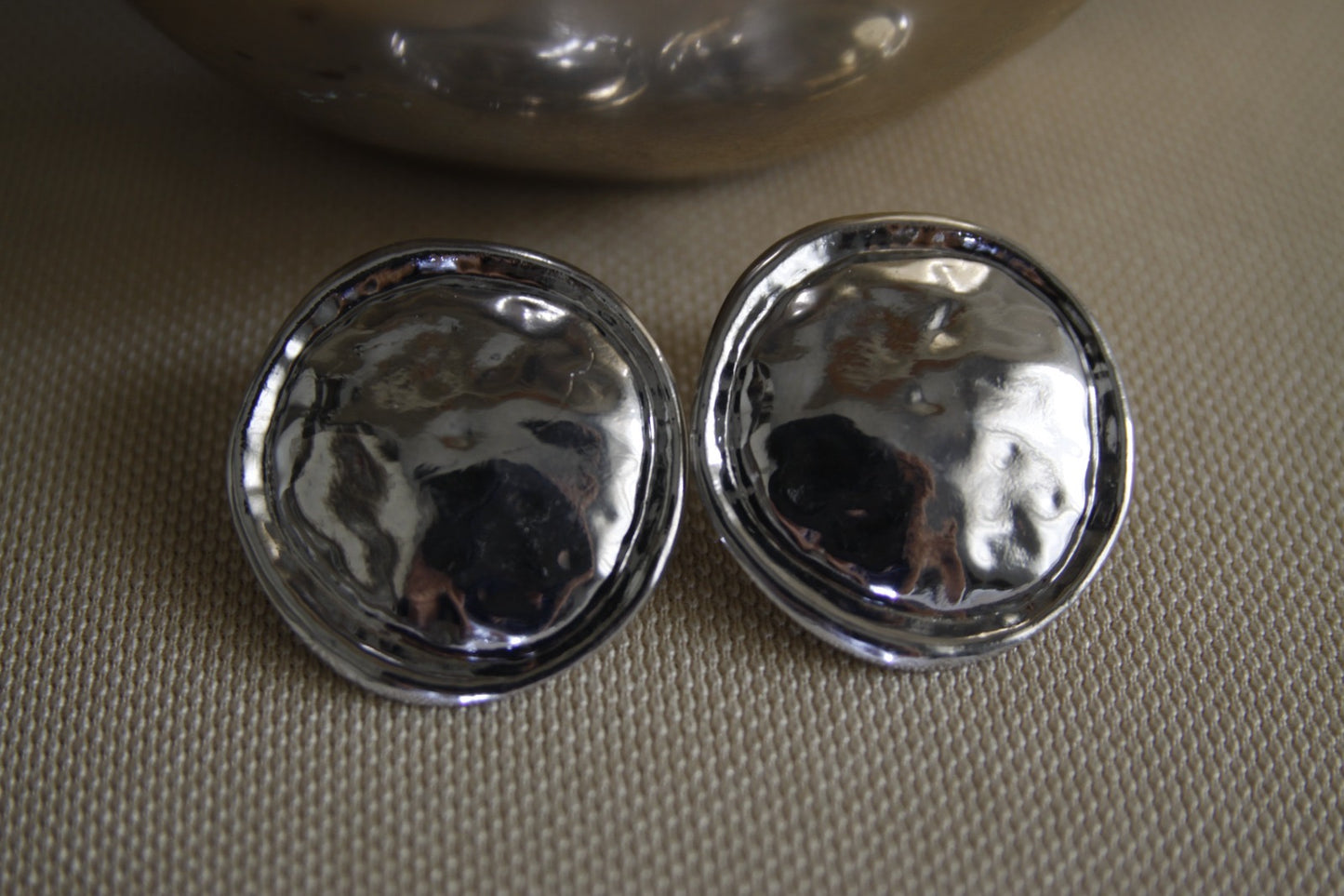 Orecchino rotondo grande