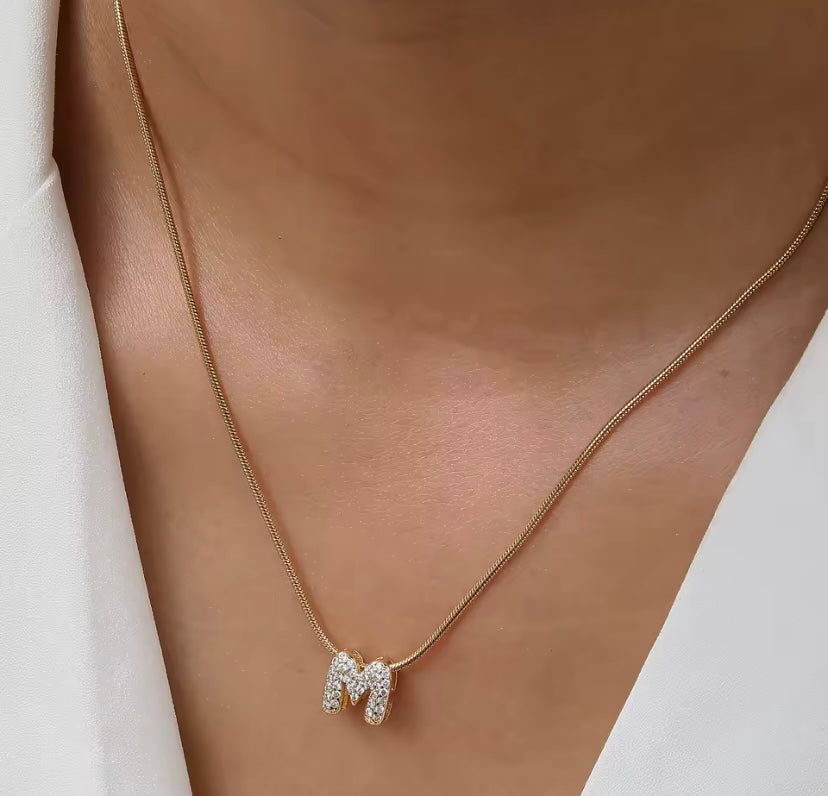 Collana con iniziale piccola Swarovski