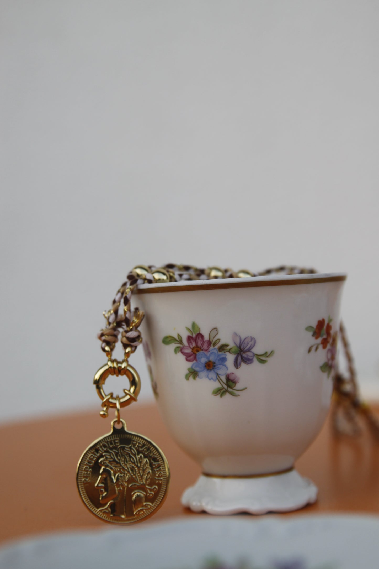 Collana Cordoncino Colorata con charms