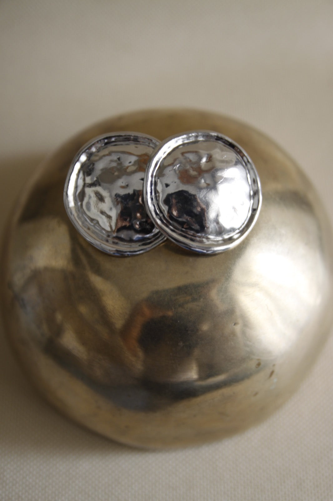 Orecchino rotondo grande