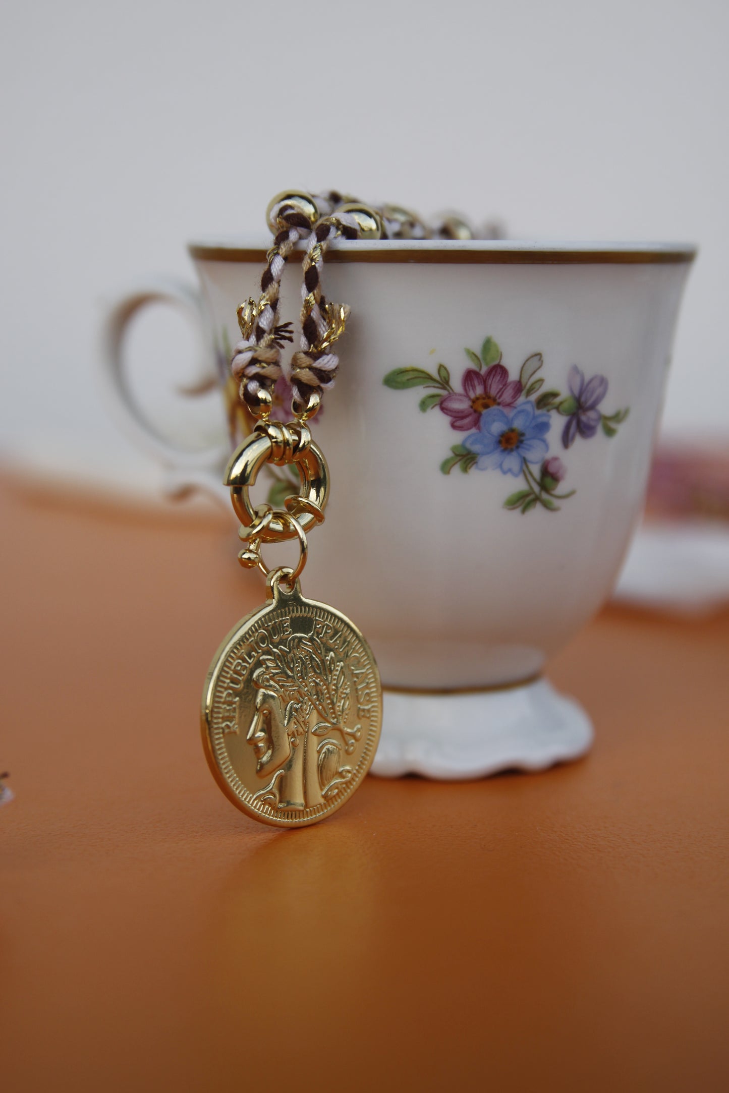 Collana Cordoncino Colorata con charms